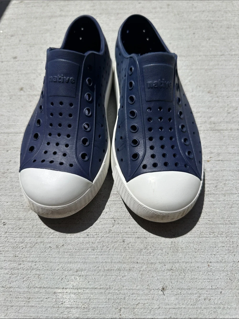 Native Kids Water Shoes Jefferson Slip-On in Navy and White